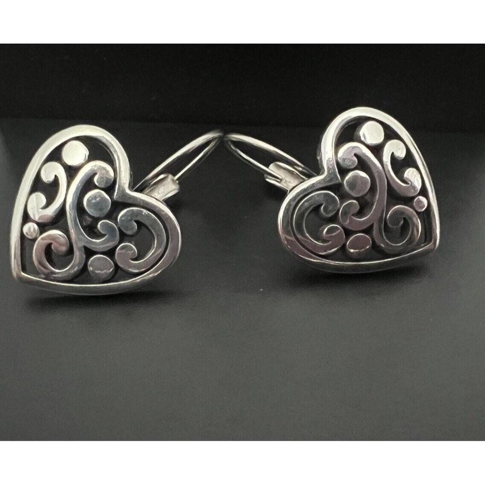 $42 Brighton Contempo Heart Leverback Earrings Silver  J19870 Filigree EUC